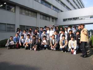 $BF|N)8&5f=j$G$N5-G0<L??(J